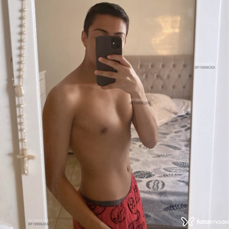 Acompanhante Felipe - Feed