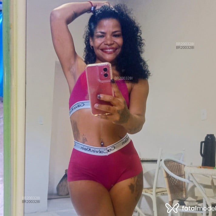 Acompanhante Anaapertadinha - Feed