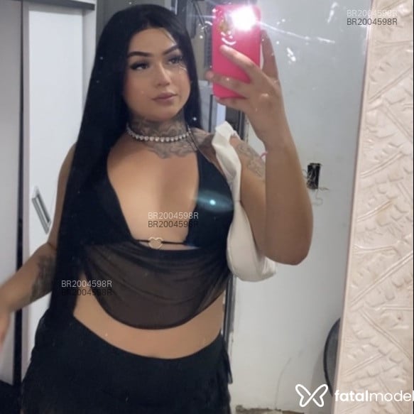 Acompanhante Mel Nunes - Feed