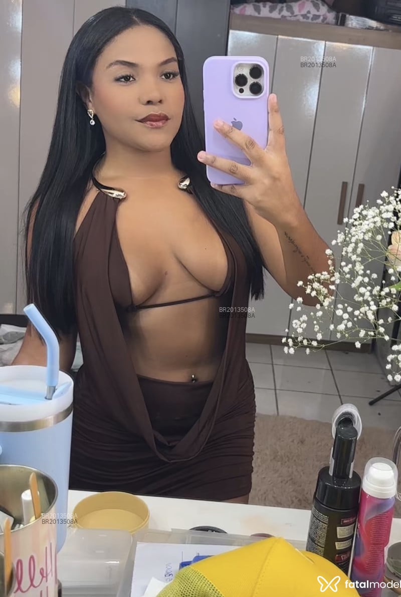 Acompanhante Larissa - Feed