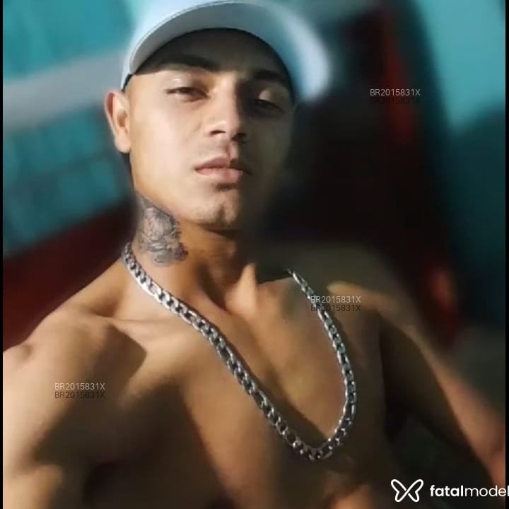 Acompanhante Henrique - Feed