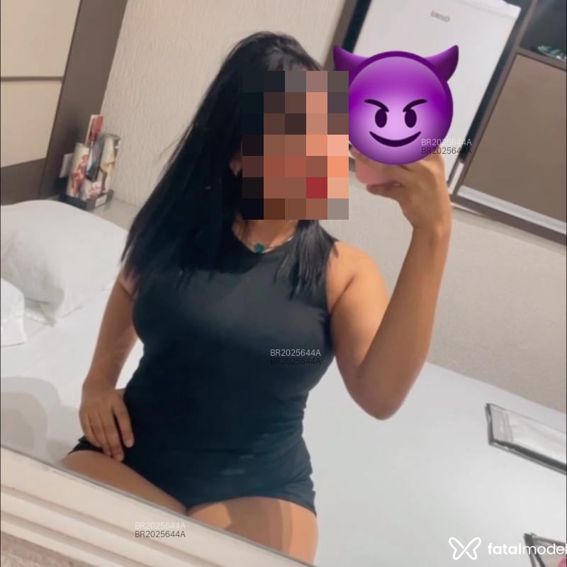 Acompanhante Débora - Feed