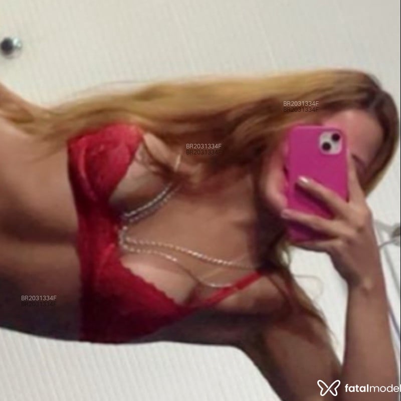 Acompanhante Ane Nix - Feed