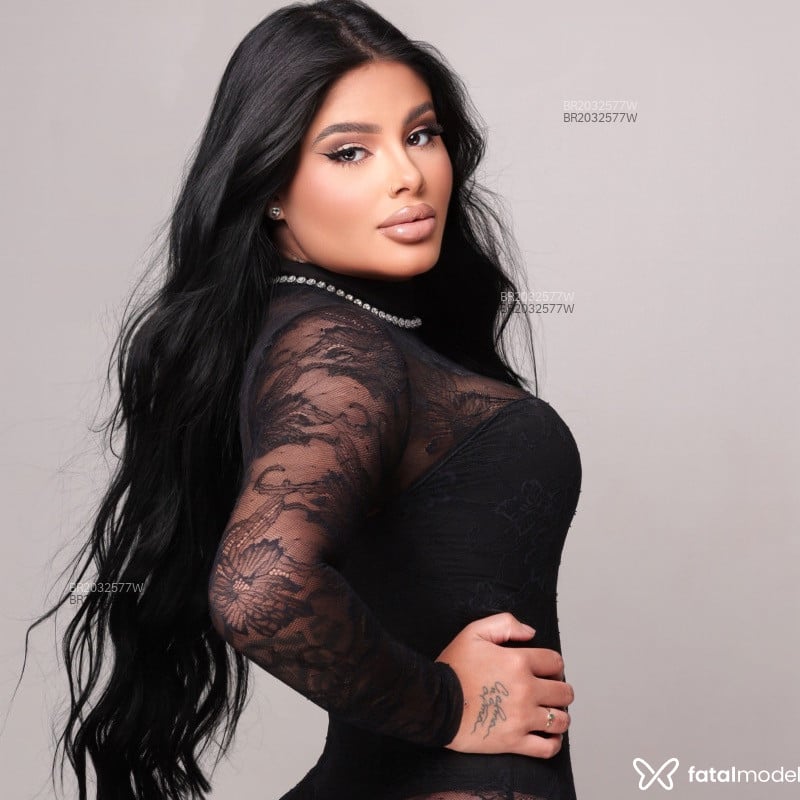 Acompanhante Kimberly - Feed