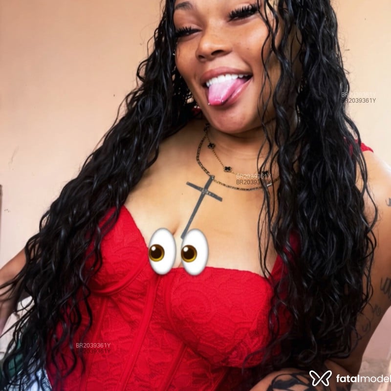 Acompanhante Aninha - Feed