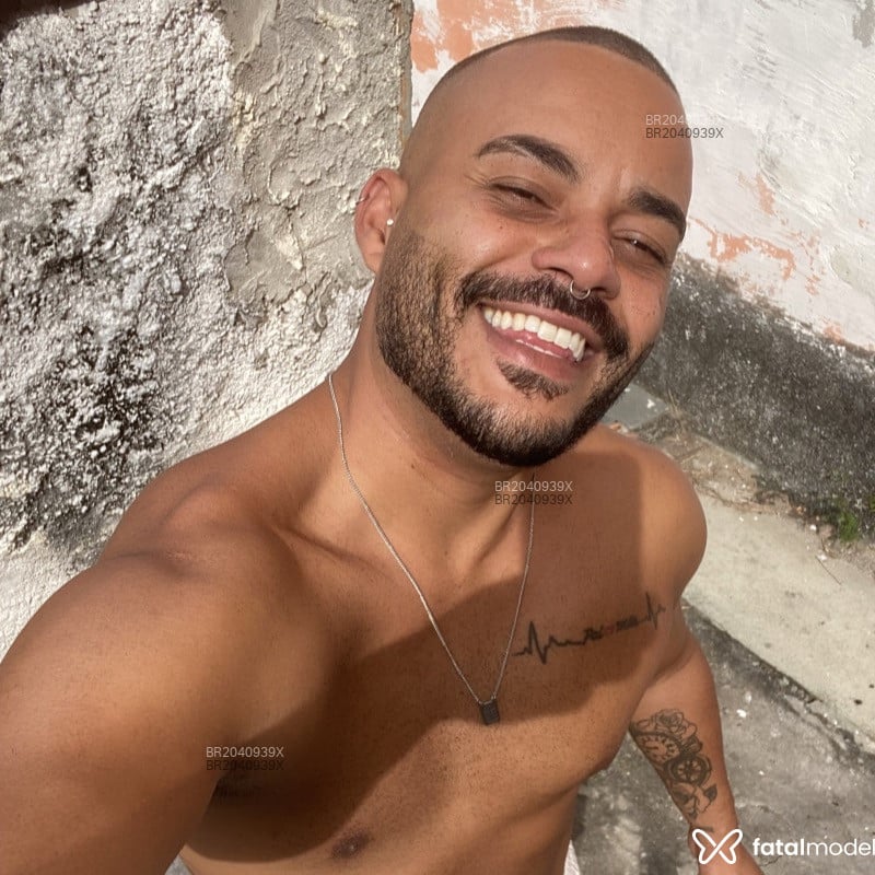 Acompanhante Vinicius - Feed