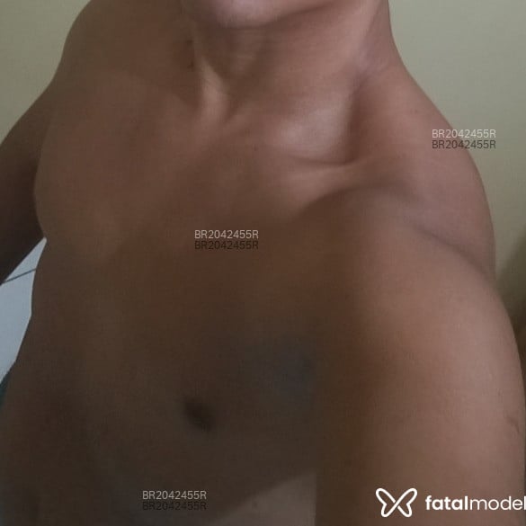 Acompanhante Melrickcremoso - Feed