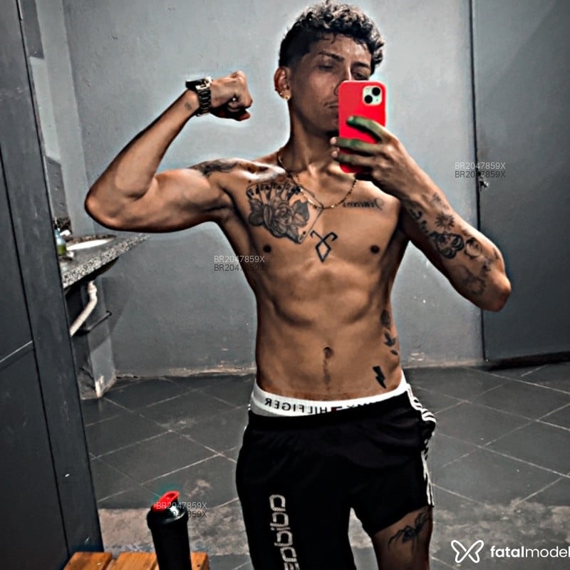 Acompanhante Pedro Lucas - Feed