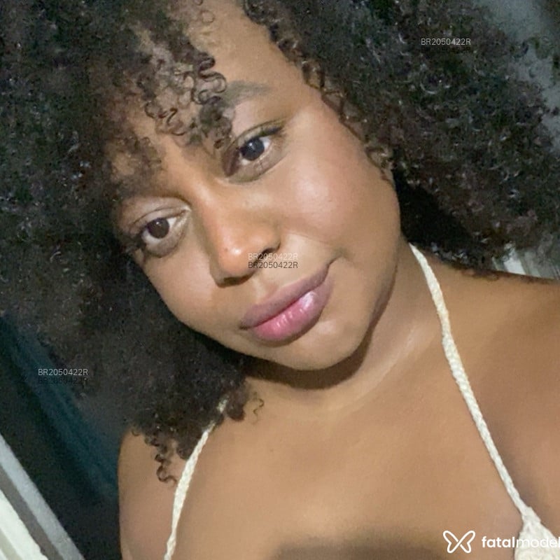 Acompanhante Preta - Feed