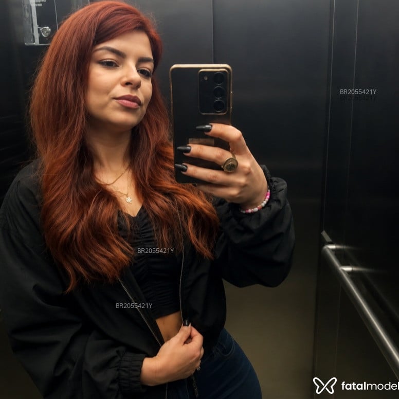 Acompanhante Ruuiva - Feed