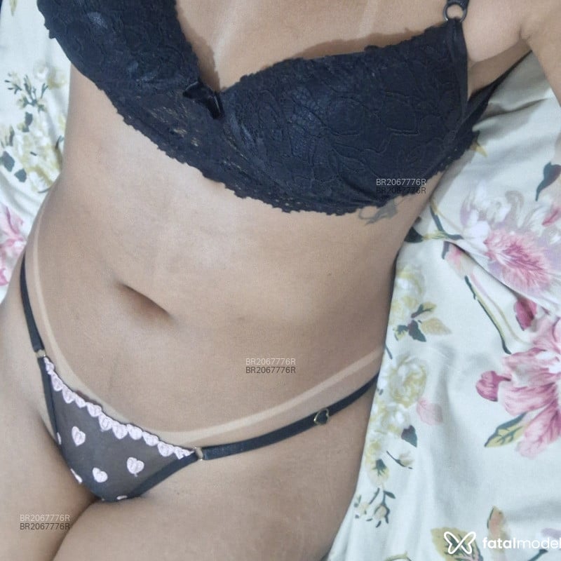 Acompanhante Morena - Feed