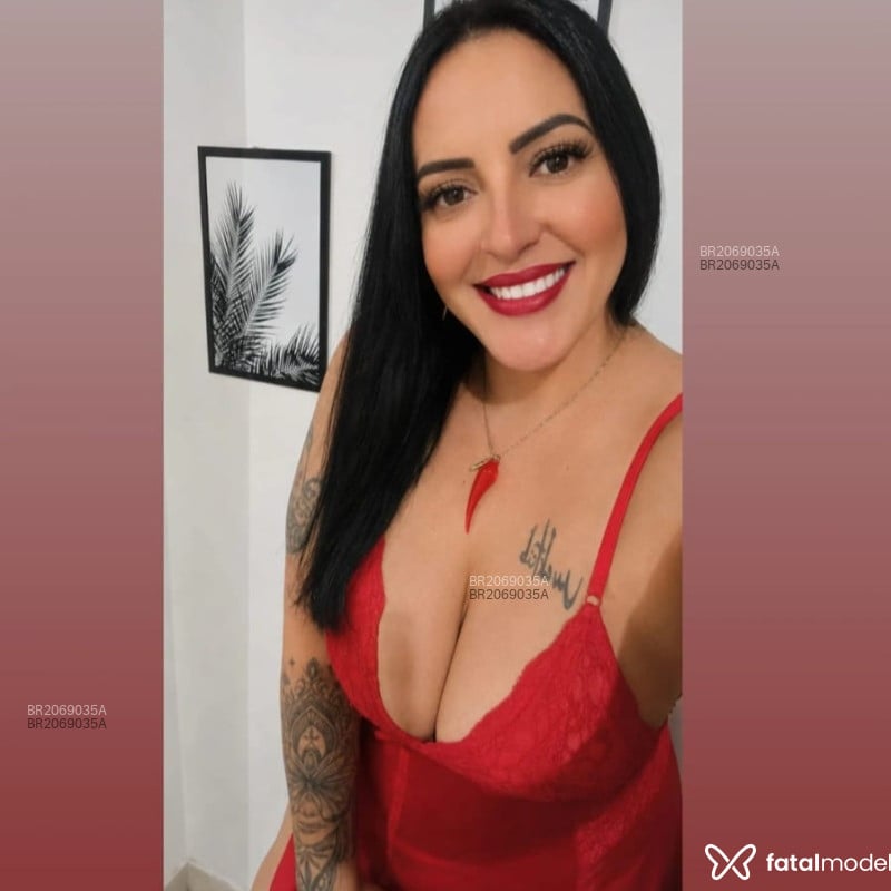 Acompanhante Laura - Feed