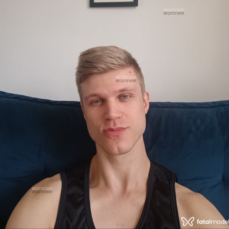 Acompanhante Dioni - Feed