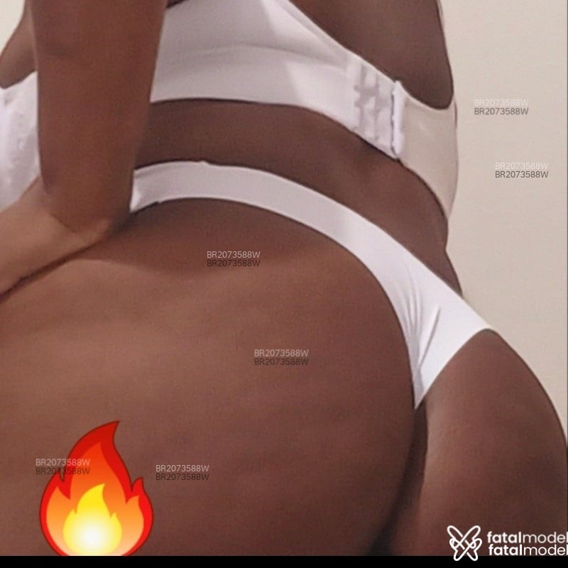 Acompanhante Ayla - Feed