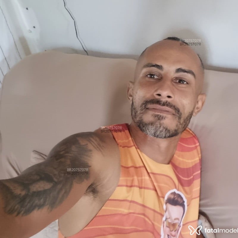 Acompanhante Silva - Feed