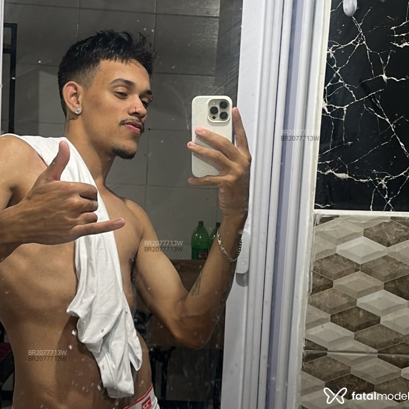 Acompanhante Matheus - Feed