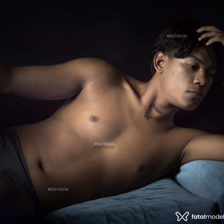 Acompanhante Felipe - Feed