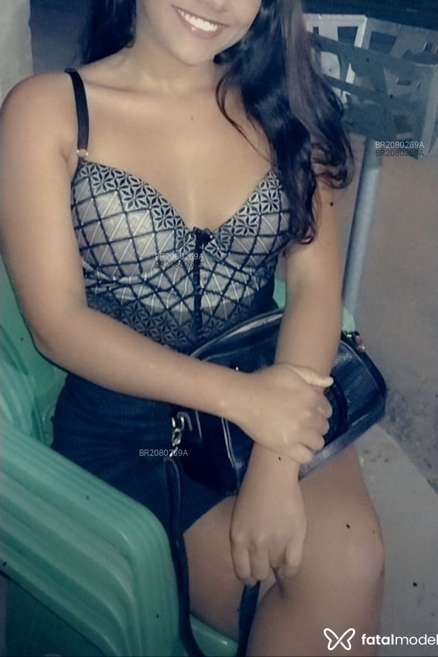 Acompanhante Morena - Feed