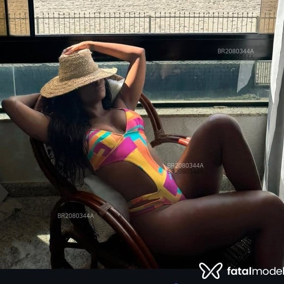 Acompanhante Bruninha Linss - Feed