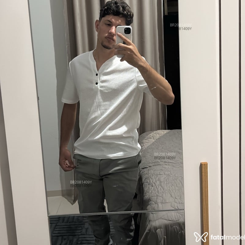 Acompanhante Henrique - Feed