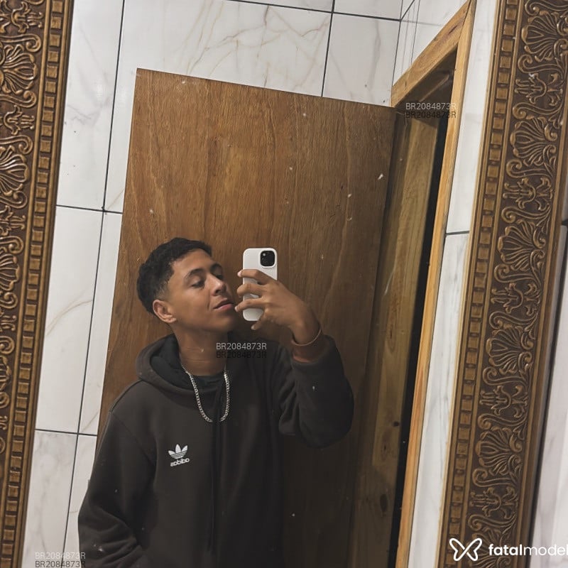 Acompanhante Allan - Feed