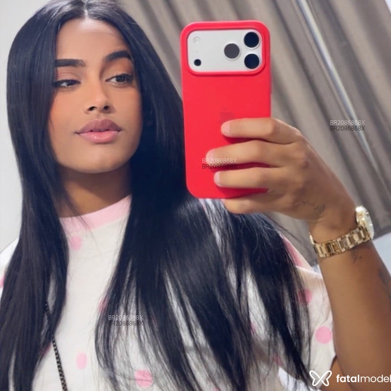 Acompanhante Emilly - Feed