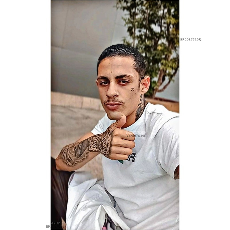 Acompanhante Oliver Saudita - Feed