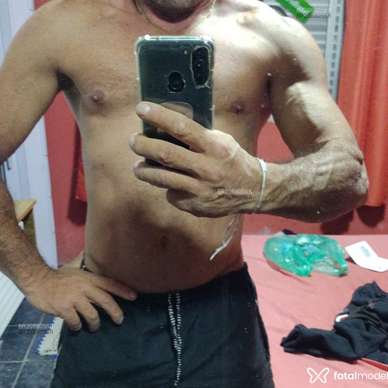 Acompanhante Ronaldo - Feed