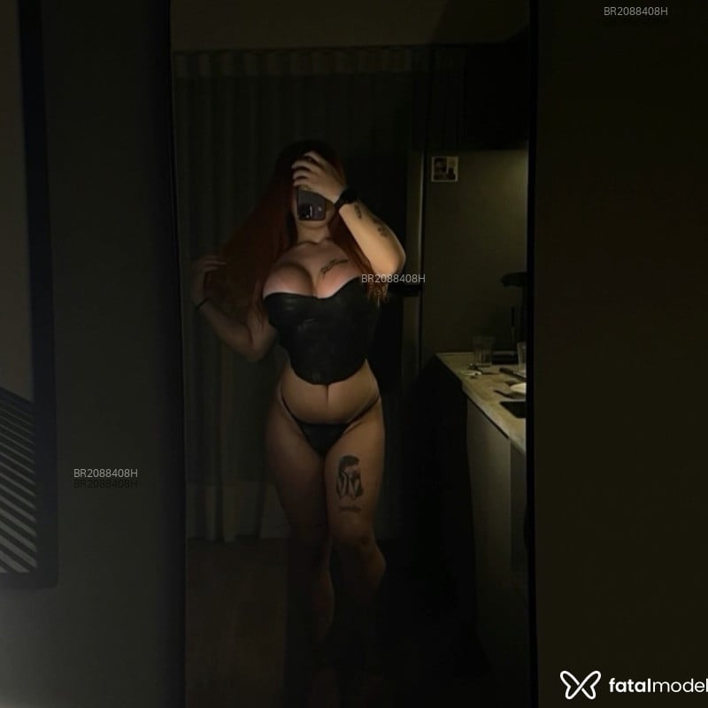 Acompanhante Julya Jolie - Feed