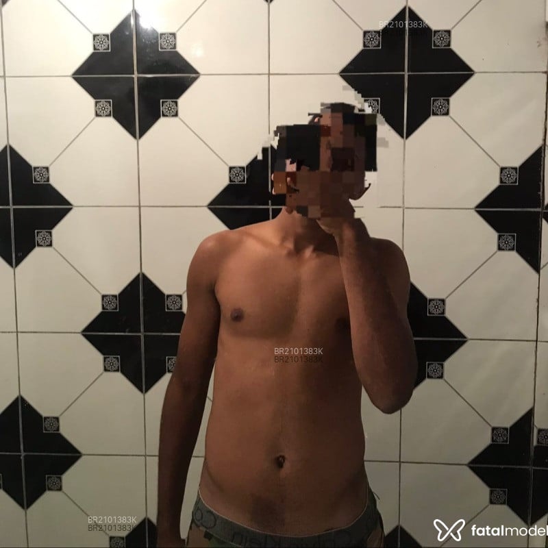 Acompanhante Matheus - Feed