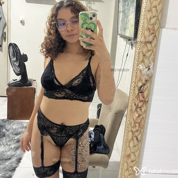 Acompanhante Melissinha - Feed