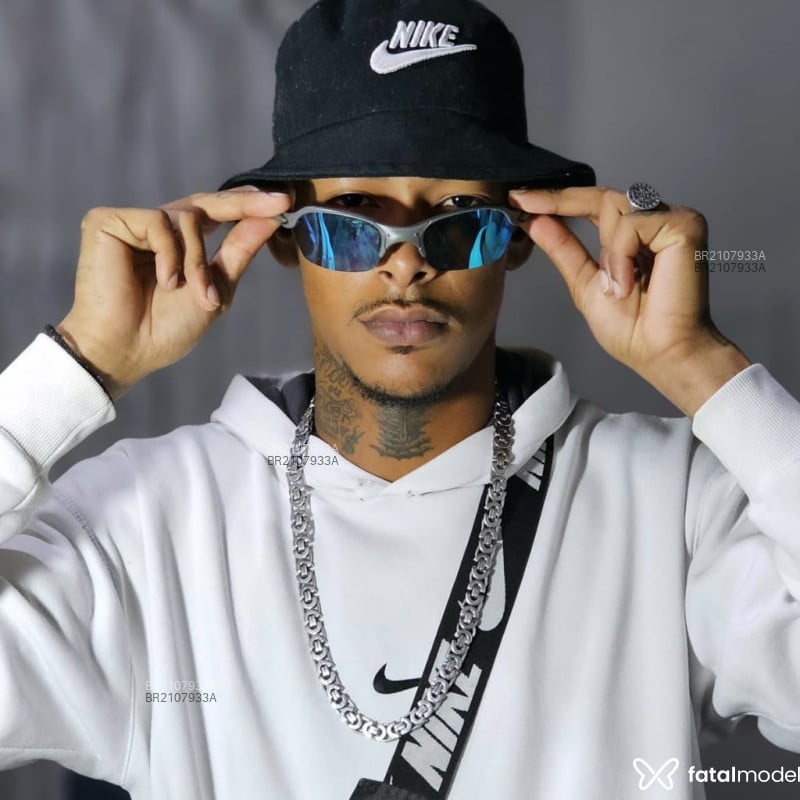 Acompanhante Lucas Preto - Feed