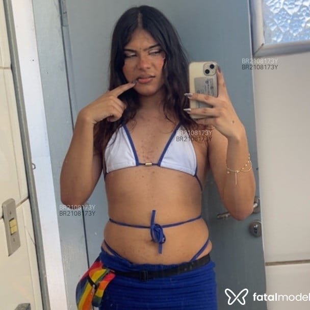 Acompanhante Kayla - Feed