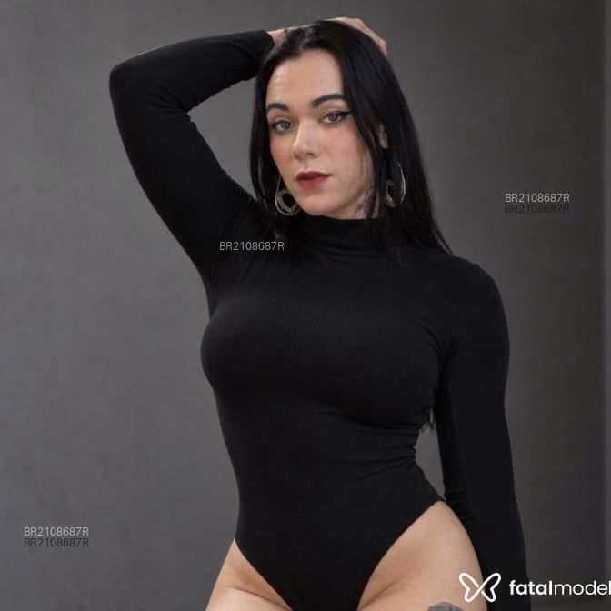 Acompanhante Thallía Soares - Feed
