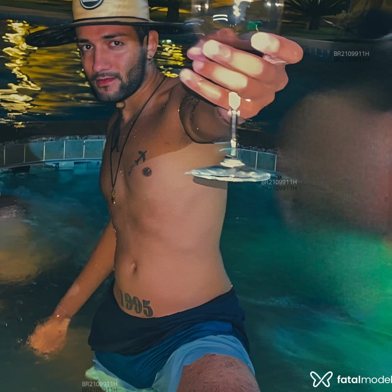Acompanhante Eduardo - Feed