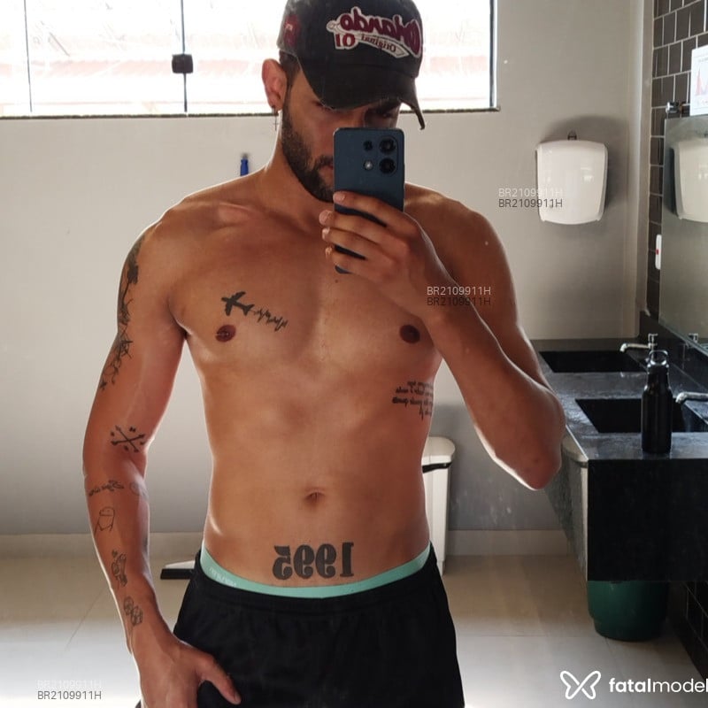 Acompanhante Eduardo - Feed