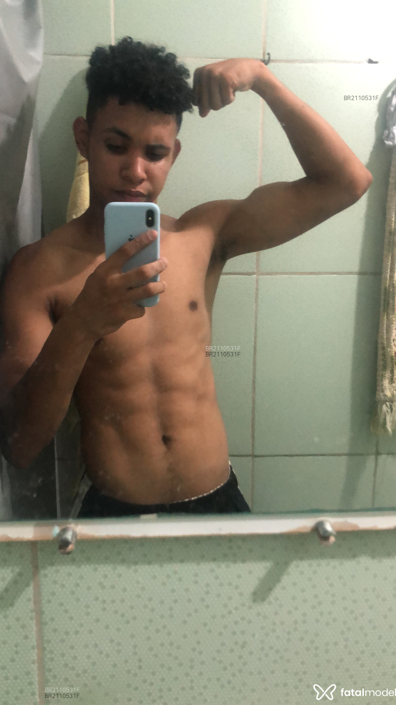 Acompanhante Felipe - Feed