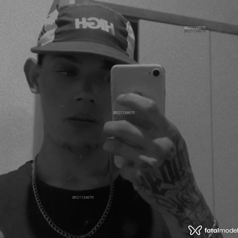 Acompanhante Vitor Melo - Feed