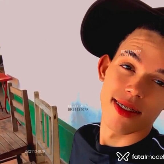 Acompanhante Vitor Melo - Feed