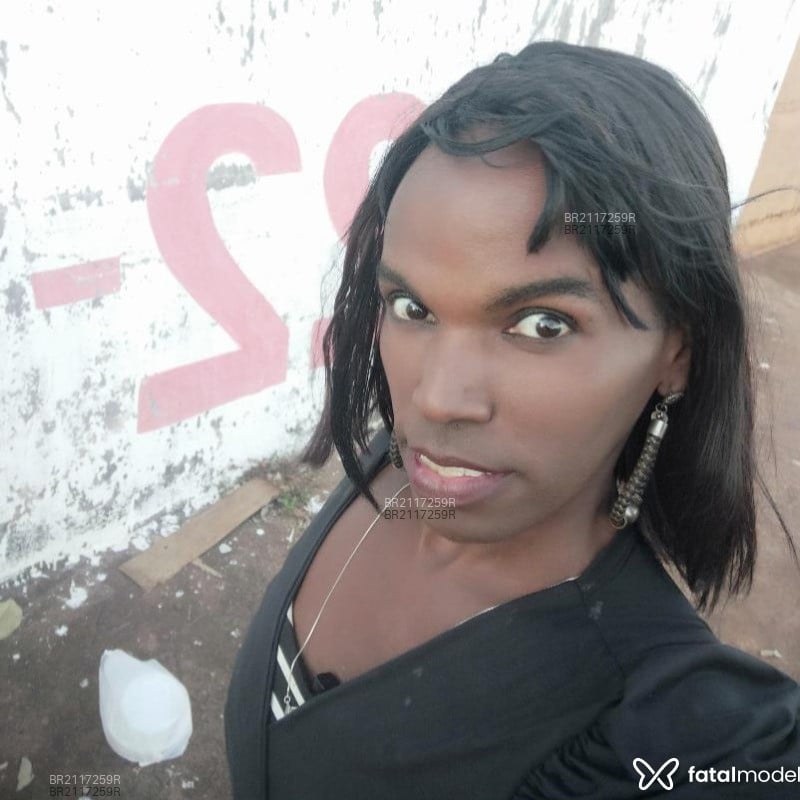 Acompanhante Geeh Queiroz - Feed