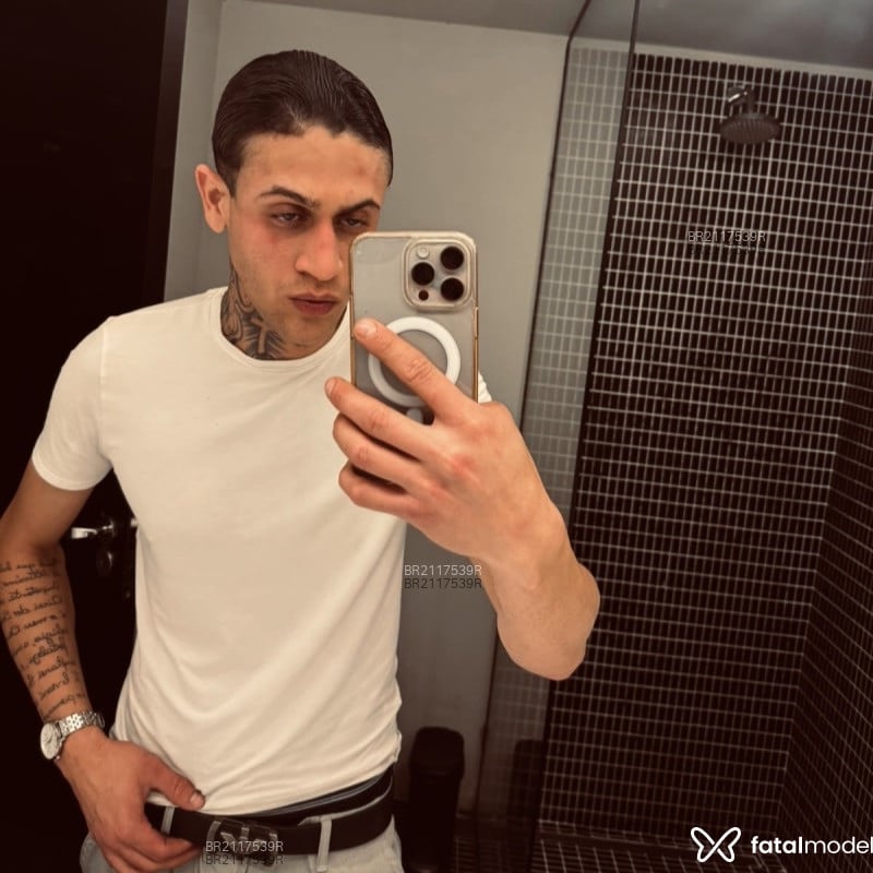 Acompanhante Xavier - Feed