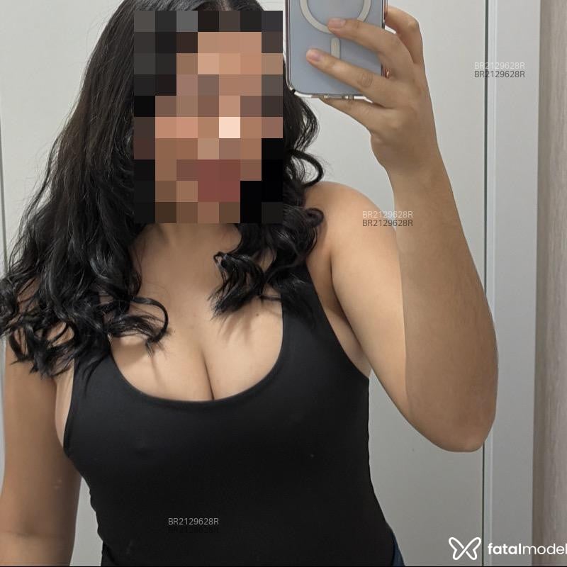 Acompanhante Elaine - Feed