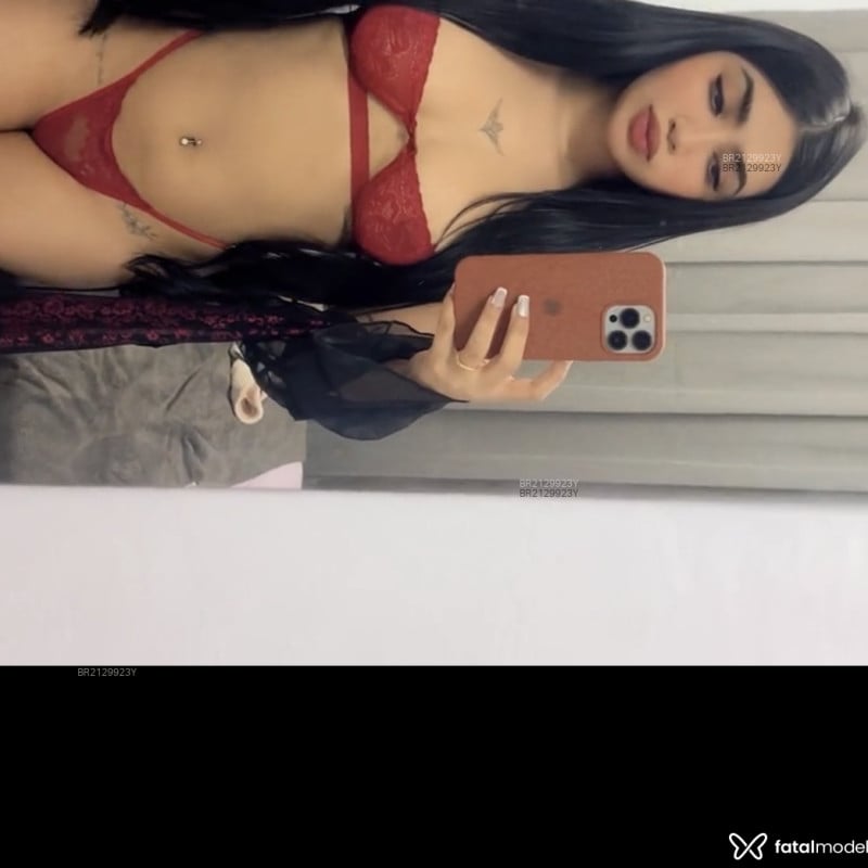 Acompanhante Nicole - Feed