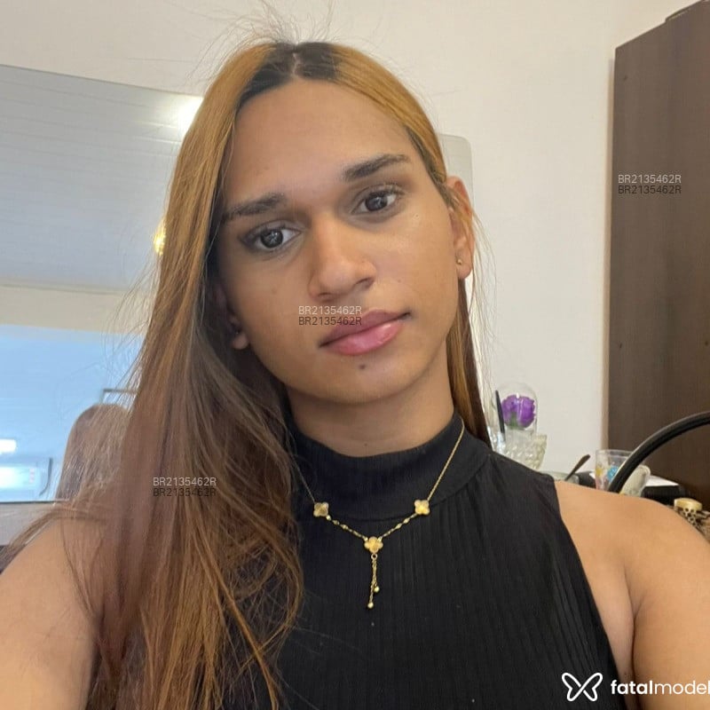 Acompanhante Maria - Feed