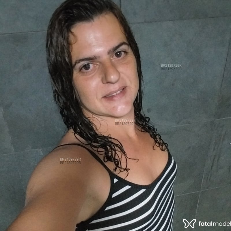 Acompanhante Setty - Feed
