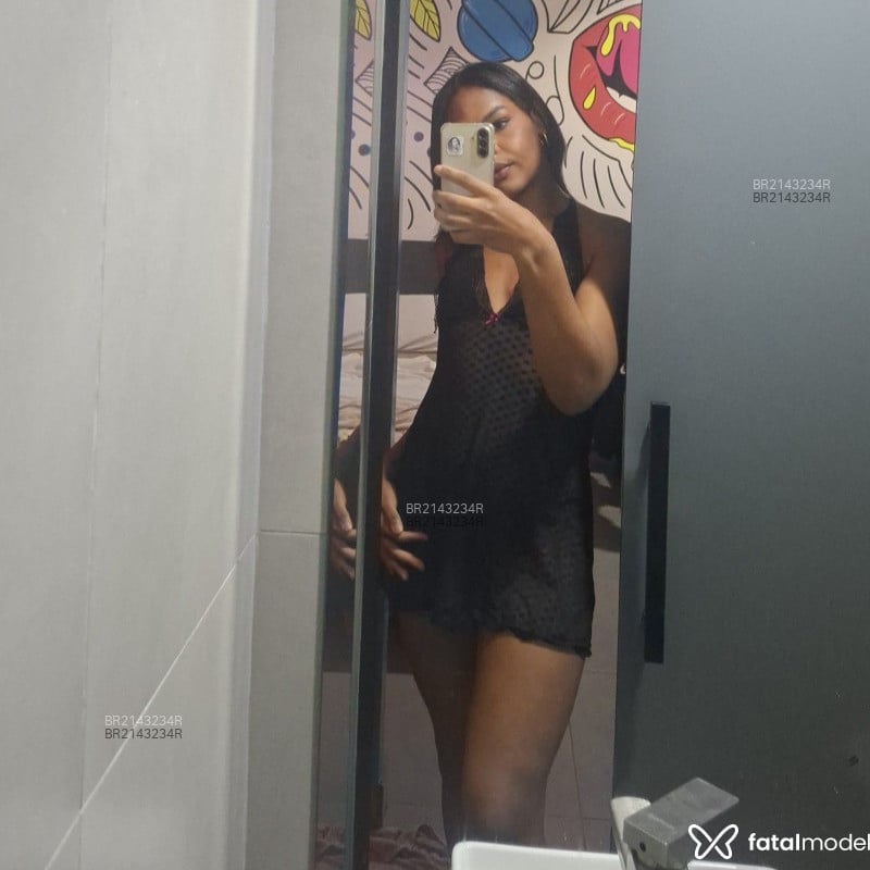 Acompanhante Arielle - Feed