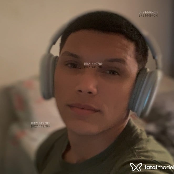 Acompanhante Hugo Souza - Feed