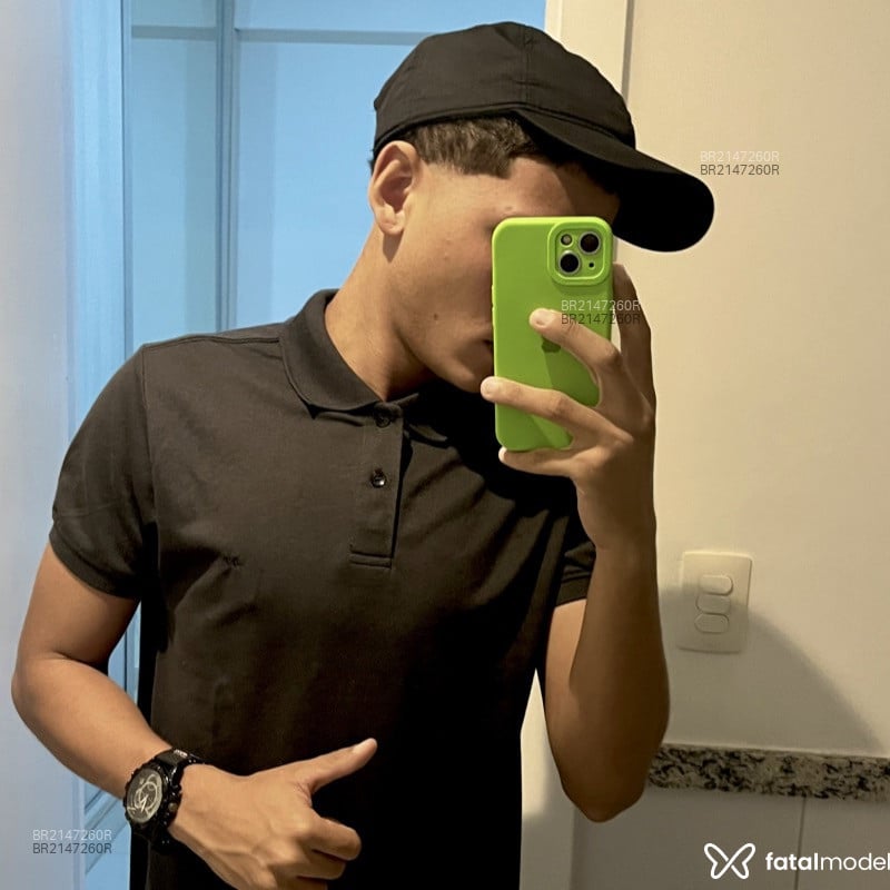 Acompanhante Eross - Feed