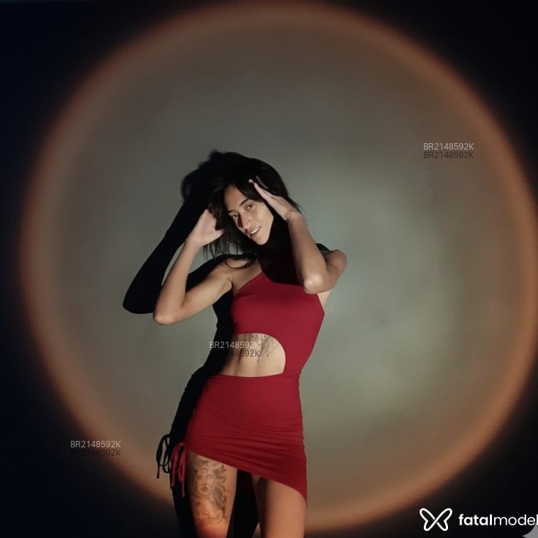 Acompanhante Yara - Feed