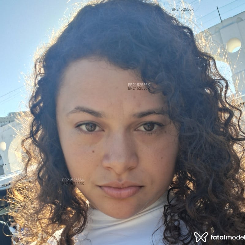 Acompanhante Luiza - Feed